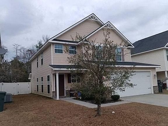 3rd image of 215 Grandview Dr
