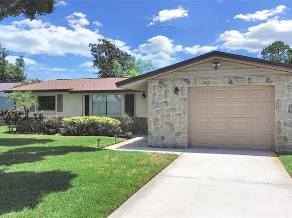 12344 82nd Ave, Seminole, FL 33772