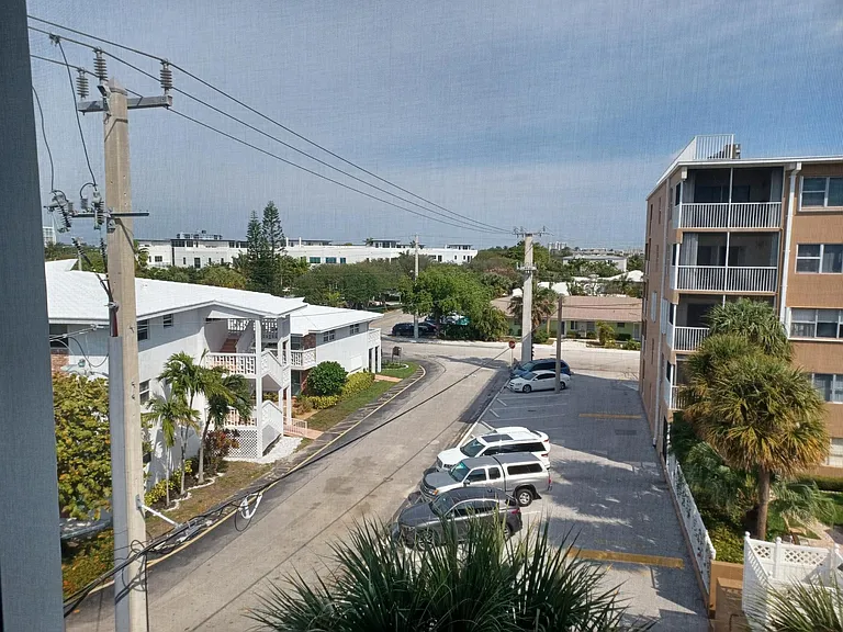 4117 Bougainvilla Dr #401 — Photo 14
