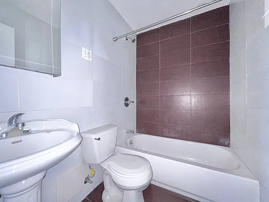 Rented by Doorway NYC, LLC | media 17