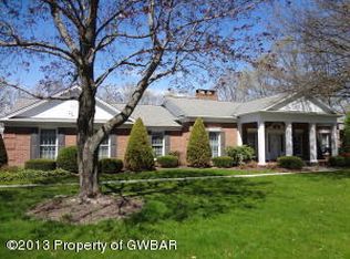 32 Fordham Rd, Wilkes Barre, PA 18702