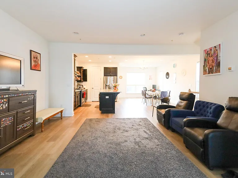 1317 Canning Way — Photo 24