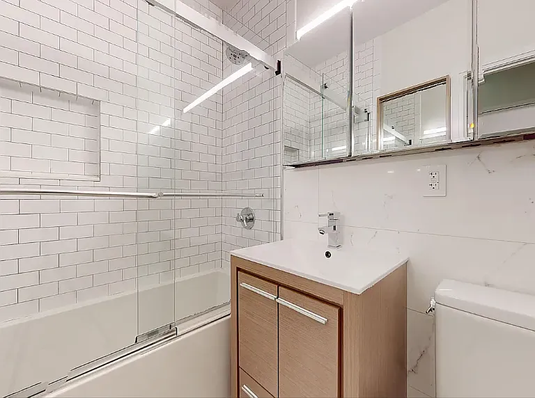 216 E 84th St #1D — Photo 6