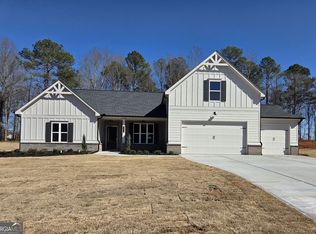 308 Meadows Dr, Bethlehem, GA 30620