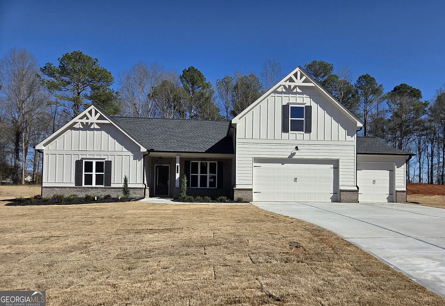 308 Meadows Dr photo 1