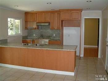 3rd image of 38 Brown Dr