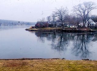 58 Kings Rd #58, Middlefield, CT 06455