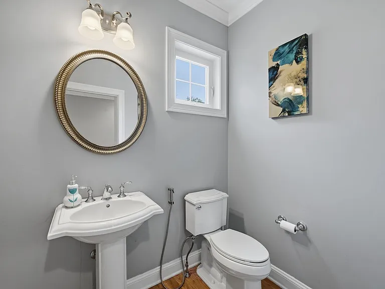 21 Carson Way — Photo 2
