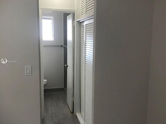 5th image of 601 S 19th Ave APT 11