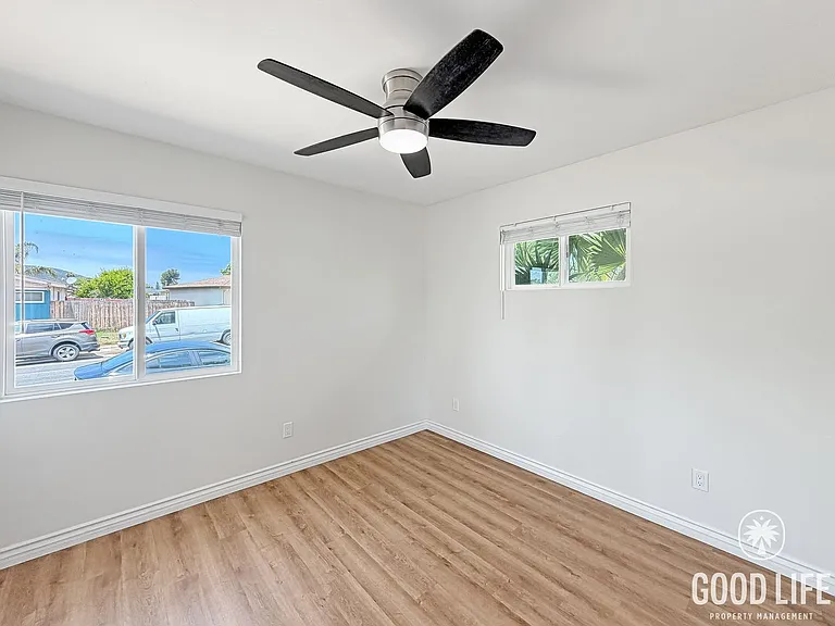 Charming 3B/2BA Home with Attached Garage, Large Yard and Modern Comforts in Quiet Baseball Field... — Photo 13