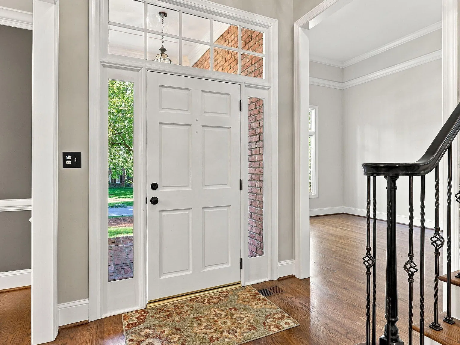 5 bed, 4.5 bath, $4,500 — Photo 4