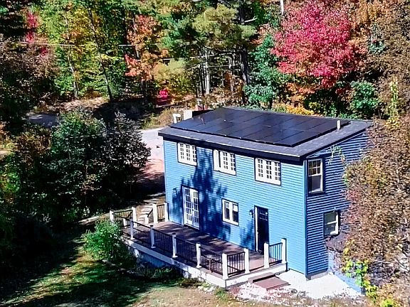 3rd image of 258 Allen Rd