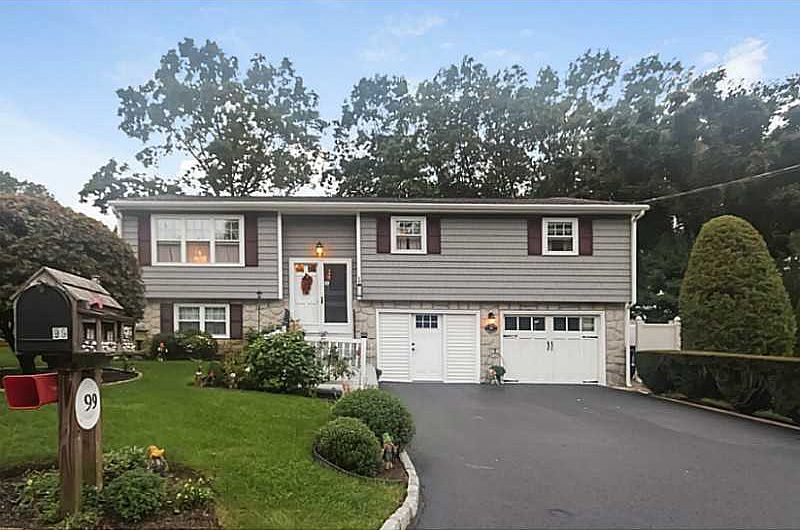 1st image of 99 Deerfield Dr