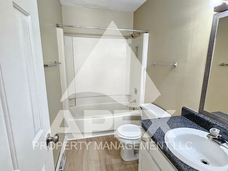 9024 Countryside Ln — Photo 21