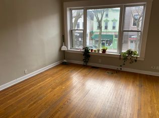 2114 W Roscoe St #2, Chicago, IL 60618