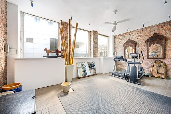 Rented by Corcoran | media 22