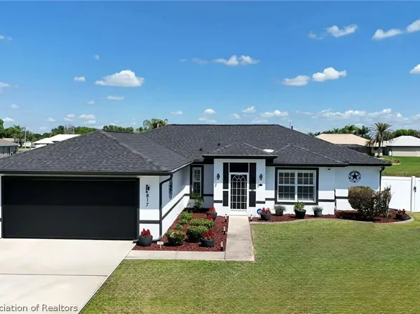 817 Holly Dr, Sebring, FL 33876
