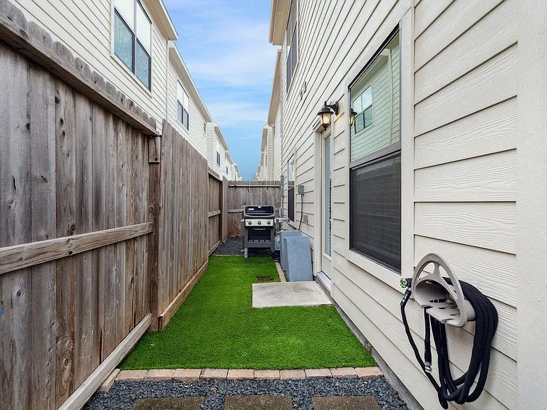 3929 Tulane St — Photo 15