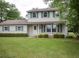 7821 30th St SE, Ada, MI 49301