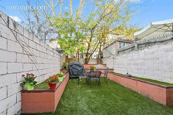 Sold by Corcoran | media 8