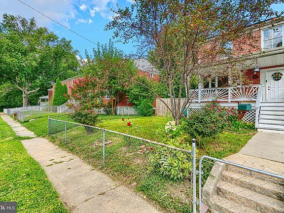 3rd image of 1643 Riverwood Rd