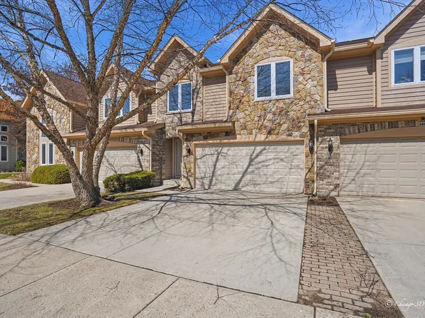 214 Taylor Ct, Buffalo Grove, IL 60089