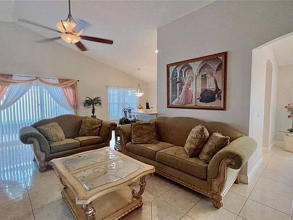 3rd image of 2105R Shannon Lakes Blvd