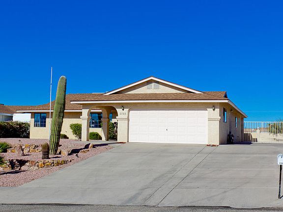 2nd image of 2785 Castaway Dr