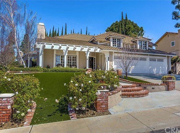 3rd image of 7035 E Blackbird Ln