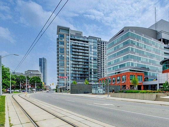 4th image of 85 Duke St W #908
