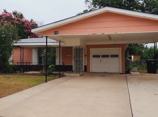 114 Carmen Pl, San Antonio, TX 78207