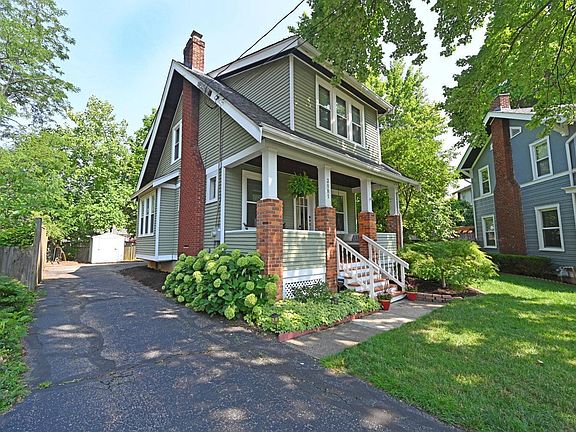 2nd image of 3881 Mount Vernon Ave