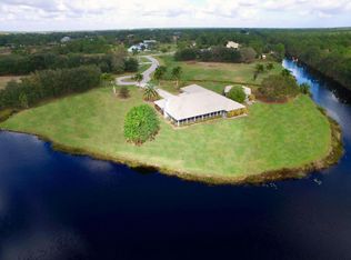 1109 SW Lynwood Ln, Palm City, FL 34990