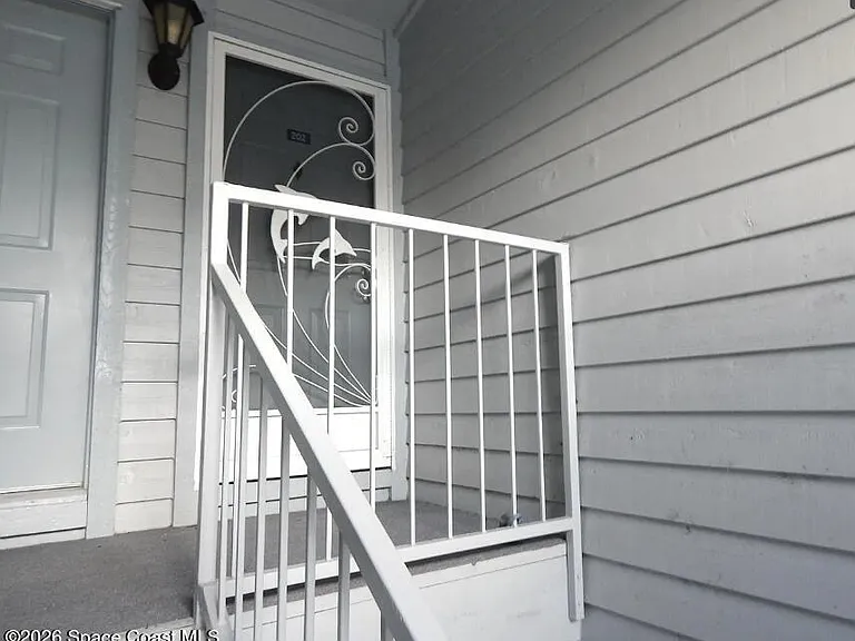 7220 N Highway 1 #202 — Photo 4