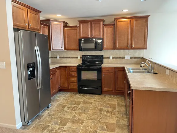 1354 Worthington Dr, Mount Joy, PA 17552