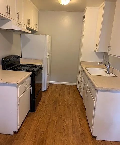 120 W Magnolia St #6 — Photo 9