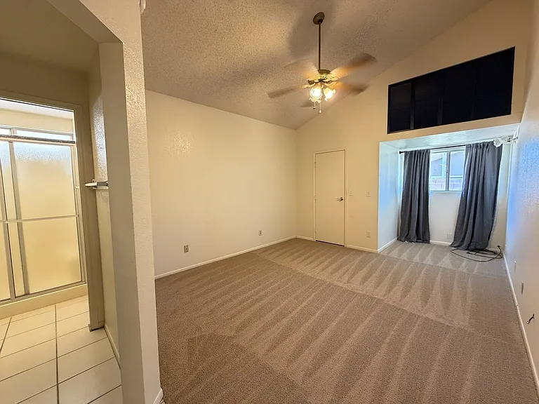 9368 N Hampshire Dr — Photo 4