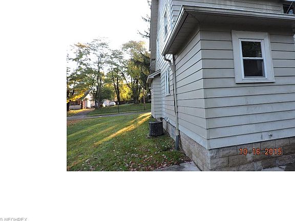 5th image of 128 N Main St