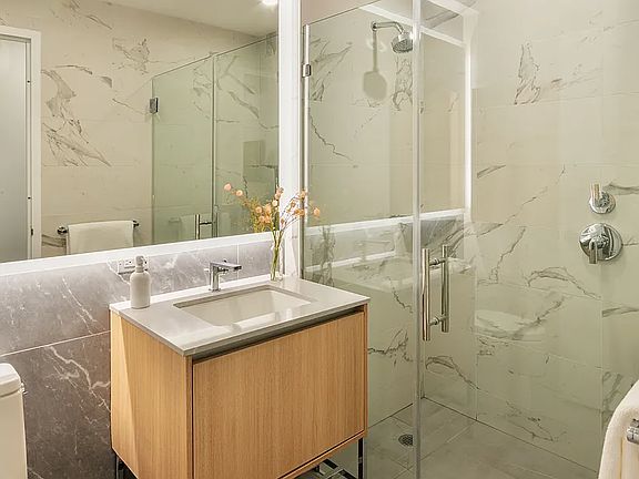 5th image of 650 1st Ave #2B
