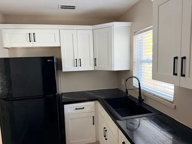 3924 Highland St S — Photo 6