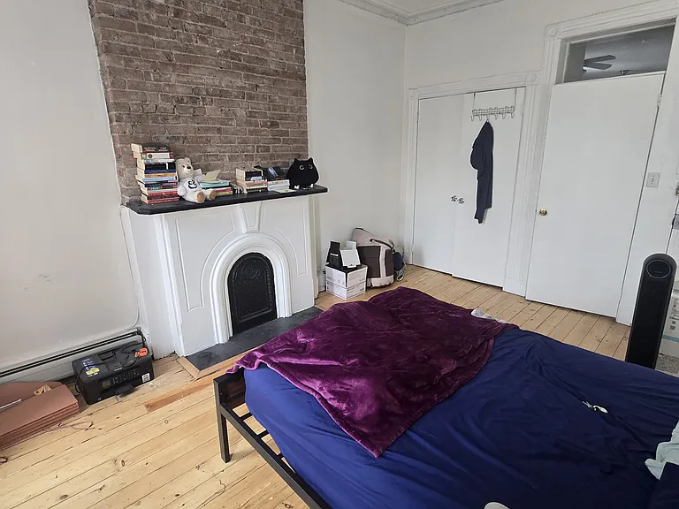38 Wayne St #4L — Photo 8