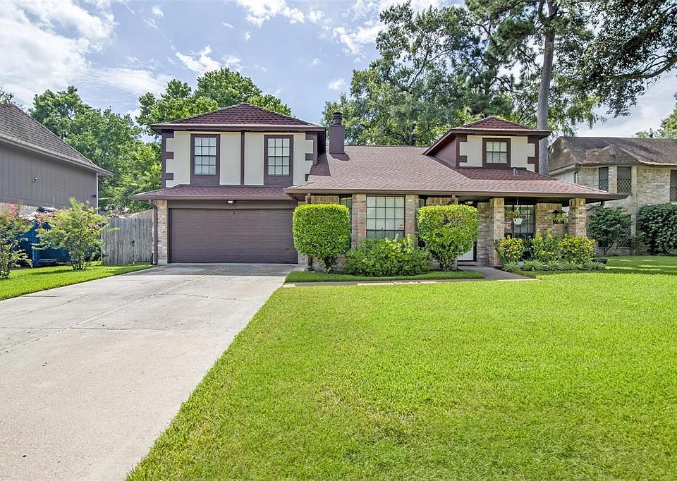 1st image of 19727 Faye Oaks Ct