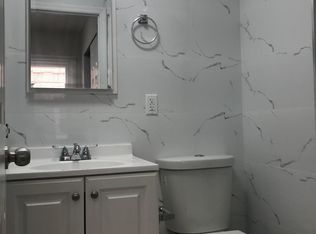 11-54 129th St, College Pt, NY 11356