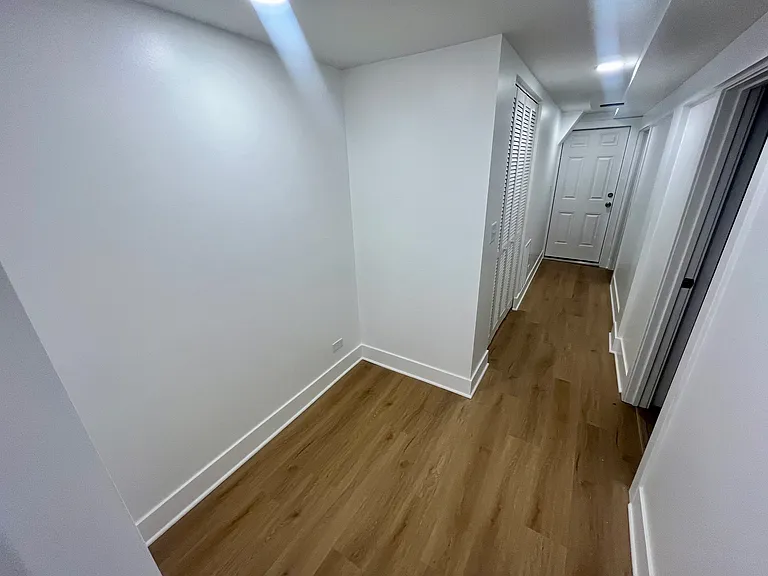 1812 W Cortland St #1F — Photo 22