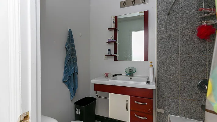 Rented by Nooklyn NYC LLC | media 22