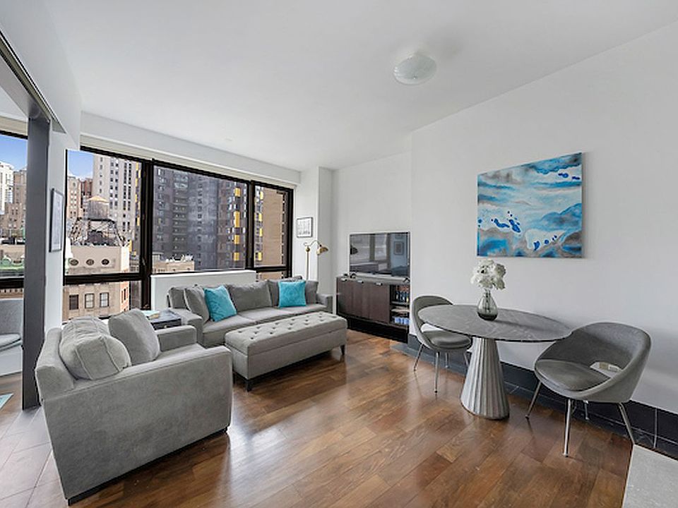 1st image of 40 Broad St APT 28G