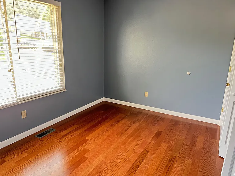 2554 Wesford Dr — Photo 10