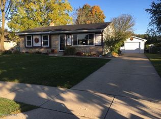 735 Boss St SW, Wyoming, MI 49509
