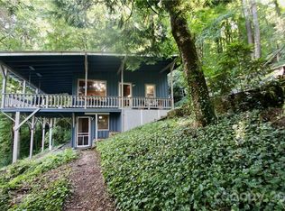 1762 Cabin Flats Rd, Balsam, NC 28707
