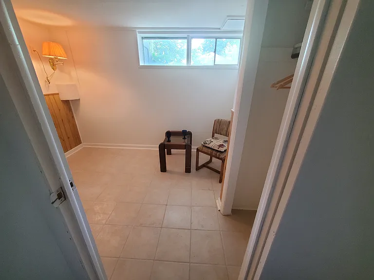10204 Rodgers Rd — Photo 13